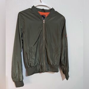Iris Los Angeles Olive Green Bomber Jacket windbreaker streetwear size medium
